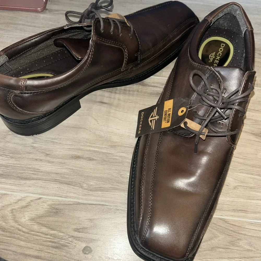 Dockers Men's 11.5M‎ Brown Leather Dress Shoes Square Toe Lace Up Comfort Oxford